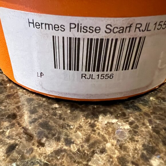 Hermes Fantaisies Indiennes Silk Plisse Scarf Loic Dubigeon 1986 VIntage Ivory - Picture 4 of 16